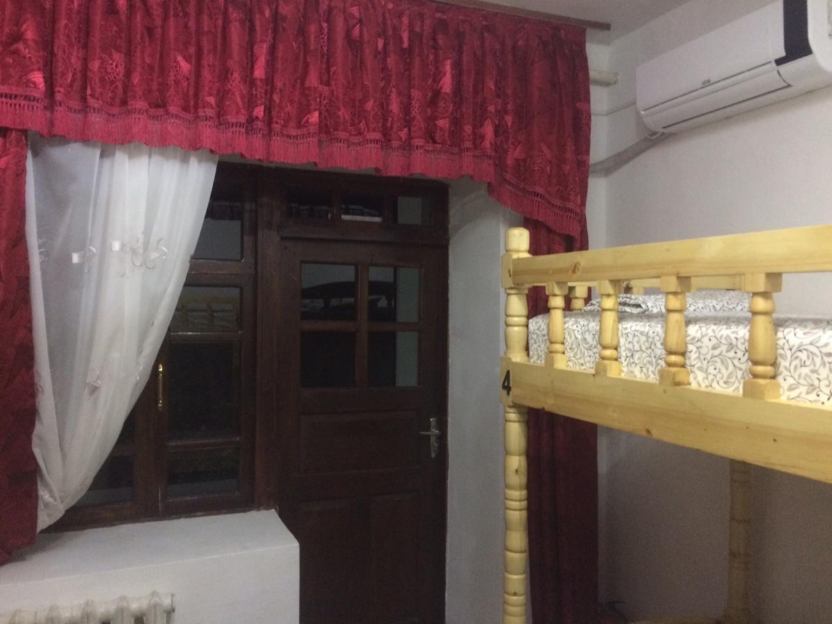 Panjakent Salom Hostel מראה חיצוני תמונה